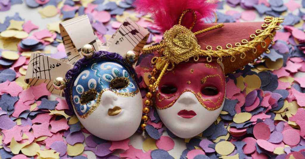 Abbigliamento-Carnevale-2023
